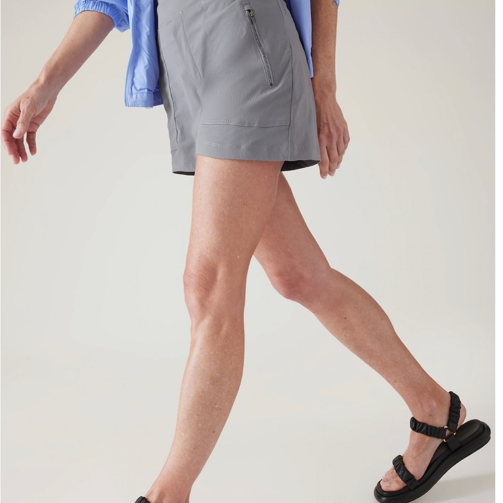 Athleta Trekkie North Short